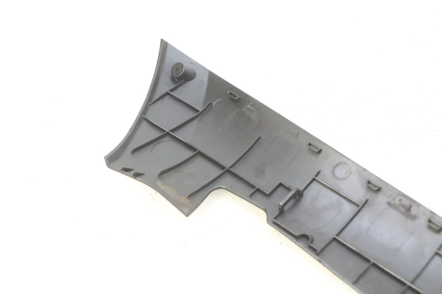 photo de LEWY PROG WLOTU POWIETRZA PEUGEOT KISBEE 4T 50 (2010 - 2017) - Oznaczenia i referencje