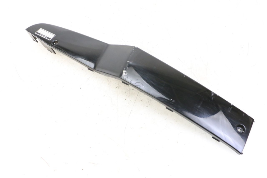 photo de LEWY PROG WLOTU POWIETRZA KYMCO PEOPLE S 125 (2000 - 2008) - Zbliżenie techniczne