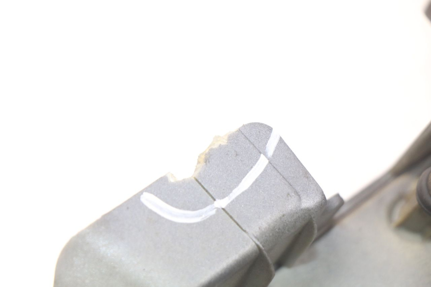 photo de LEWY PROG WÓZKA KYMCO LIKE 4T 50 (2009 - 2018) - Inny kąt widzenia