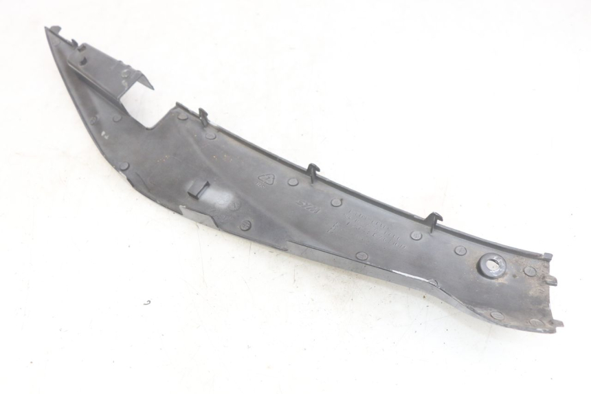 photo de LEWY PROG WLOTU POWIETRZA SYM MIO 50 (2011 - 2017) - Szczegół części