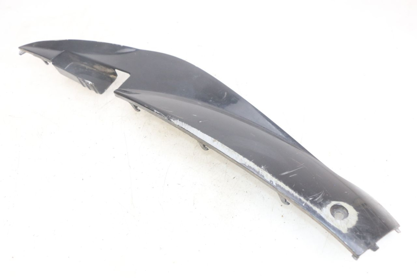 photo de LEWY PROG WLOTU POWIETRZA SYM MIO 50 (2011 - 2017) - Punkty mocowania