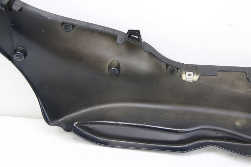 photo de LEWY PROG WLOTU POWIETRZA PIAGGIO MP3 125 (2006 - 2014) - Część sprawdzona