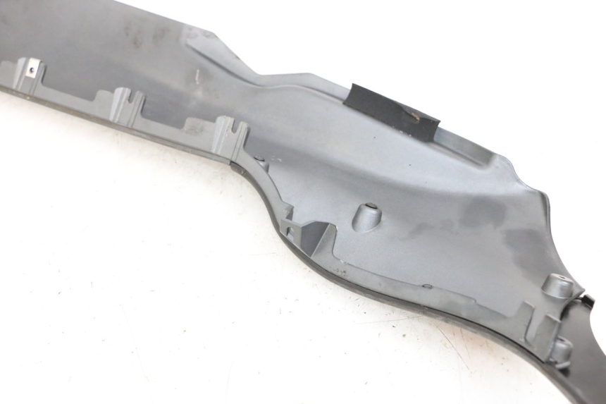 photo de LEWY PROG WZMACNIAJĄCY PODWOZIE PIAGGIO MP3 500 (2011 - 2015) - Zoom stanu zużycia