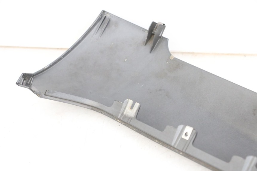 photo de LEWY PROG WZMACNIAJĄCY PODWOZIE PIAGGIO MP3 500 (2011 - 2015) - Inny kąt widzenia