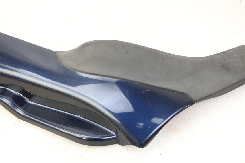 photo de LEWY PROG WLOTU POWIETRZA PIAGGIO MP3 RL 250 (2006 - 2010) - Szczegół części