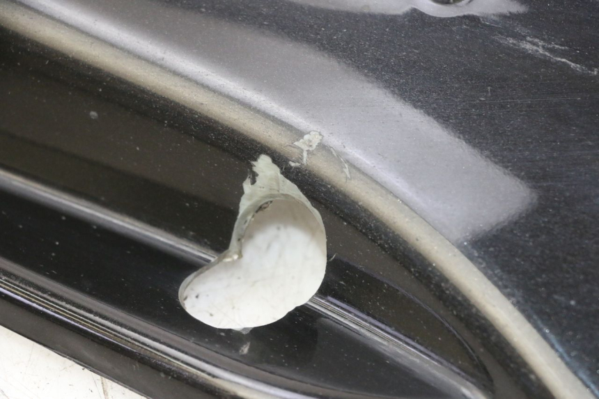 photo de LEWY PROG WLOTU POWIETRZA PIAGGIO MP3 RL 250 (2006 - 2010) - Szczegół części