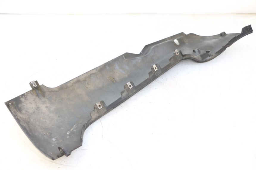 photo de LEWY PROG WLOTU POWIETRZA PIAGGIO MP3 RL 250 (2006 - 2010) - Punkty mocowania