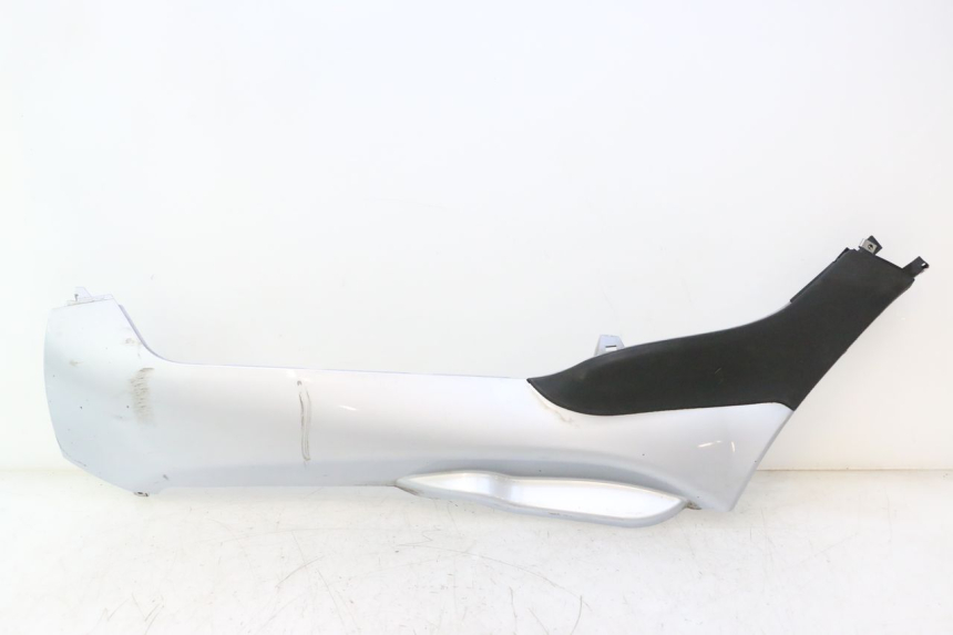 photo de LEWY PROG WLOTU POWIETRZA PIAGGIO MP3 125 (2006 - 2014) - Widok główny