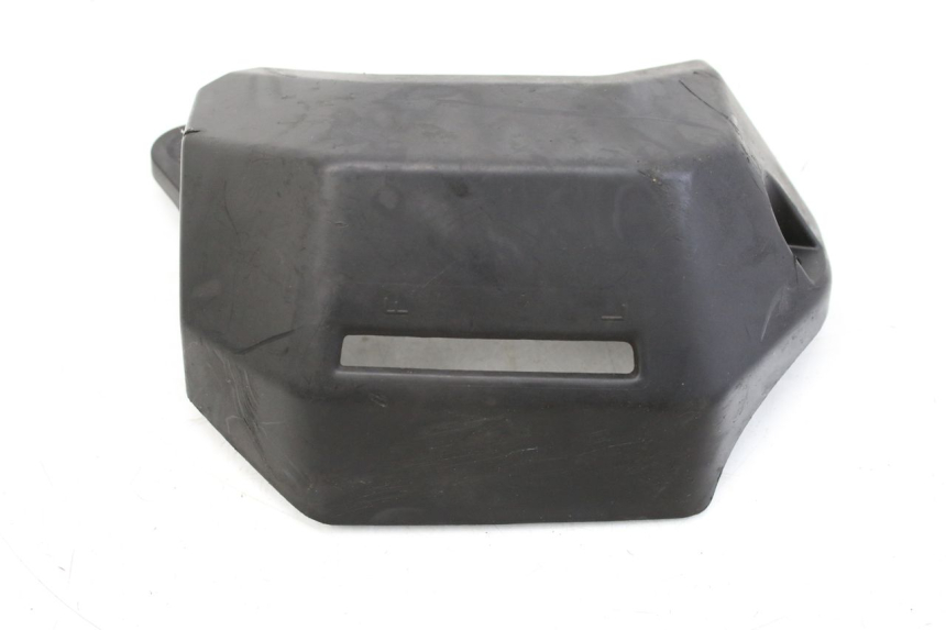 photo de LEWY PROG WLOTU POWIETRZA YAMAHA MT-07 MT07 700 (2018 - 2020) - Zbliżenie techniczne