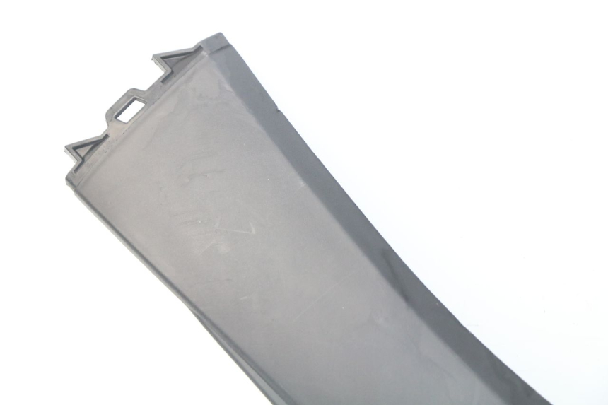 photo de LEWY PROG WZMACNIAJĄCY KAROSERIĘ JM MOTORS SANTANA 50 (2014 - 2023) - Oznaczenia i referencje