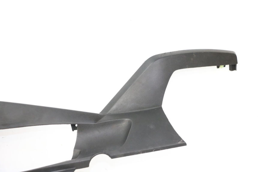 photo de LEWY PROG WLOTU POWIETRZA PEUGEOT SATELIS COMPRESSOR K15 125 (2006 - 2009) - Widok produktu