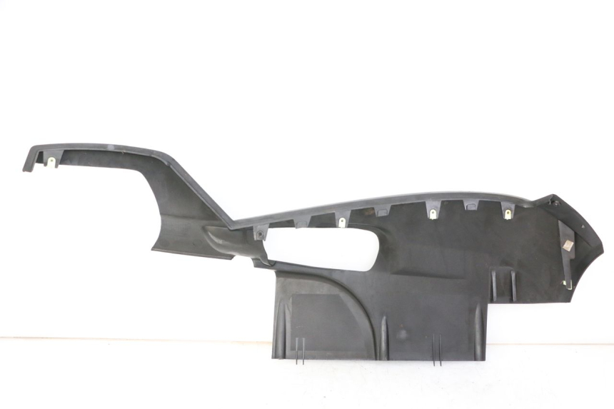 photo de LEWY PROG WLOTU POWIETRZA PEUGEOT SATELIS COMPRESSOR K15 125 (2006 - 2009) - Zbliżenie techniczne