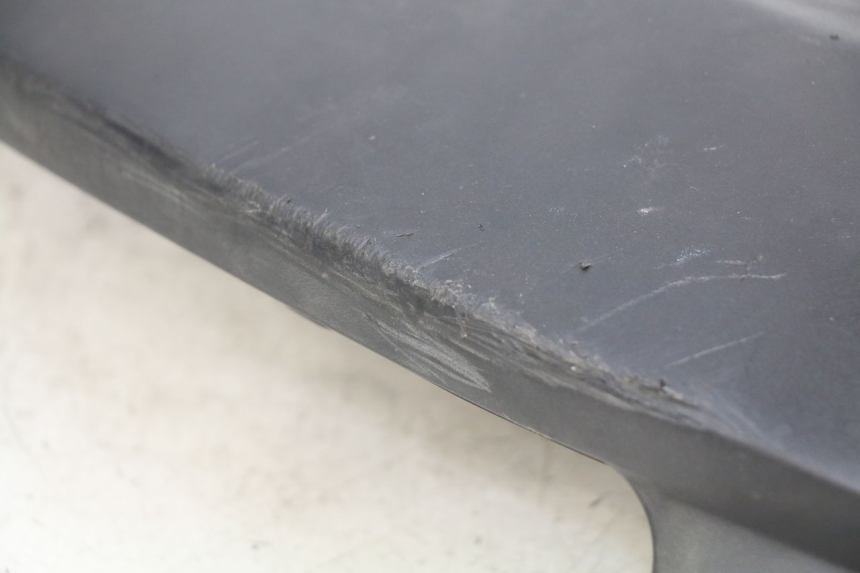 photo de LEWY PROG WLOTU POWIETRZA PEUGEOT SATELIS 125 (2006 - 2009) - Punkty mocowania