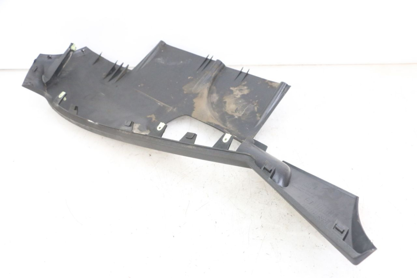 photo de LEWY PROG WLOTU POWIETRZA PEUGEOT SATELIS 125 (2013 - 2018) - Zbliżenie techniczne