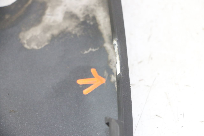 photo de LEWY PROG WLOTU POWIETRZA PEUGEOT SATELIS 125 (2013 - 2018) - Stan powierzchni