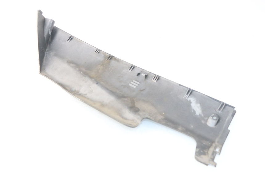 photo de LEWY PROG WLOTU POWIETRZA MBK SKYLINER 125 (2004 - 2007) - Zbliżenie techniczne