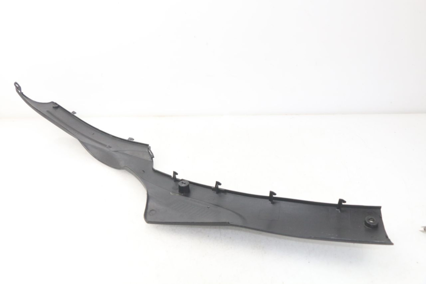 photo de LEWY PROG WZMACNIAJĄCY KAROSERIĘ FYM STRADA 50 (2007 - 2014) - Inny kąt widzenia