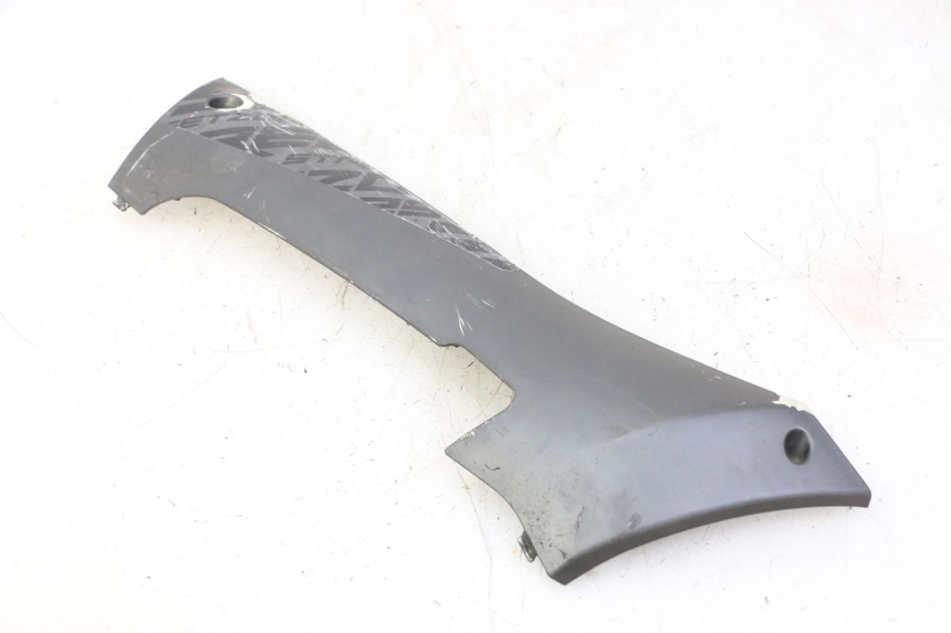 photo de LEWY PROG WLOTU POWIETRZA PEUGEOT STREETZONE I NAKED 2T 50 (2018 - 2020) - Zbliżenie techniczne