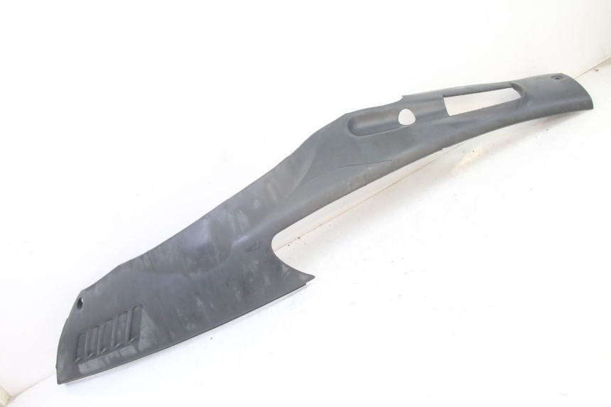 photo de LEWY PROG WLOTU POWIETRZA PIAGGIO SUPER LX 125 (2000 - 2003) - Inny kąt widzenia