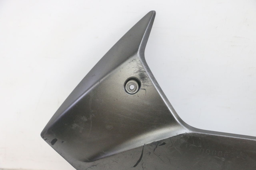 photo de LEWY PROG WLOTU POWIETRZA YAMAHA TRICITY 300 (2020 - 2024) - Struktura - zbliżenie