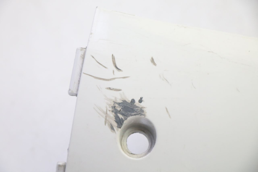 photo de LEWY PROG W SAMOCHODZIE PEUGEOT TWEET PRO EFI 4T 50 (2021 - 2022) - Inny kąt widzenia