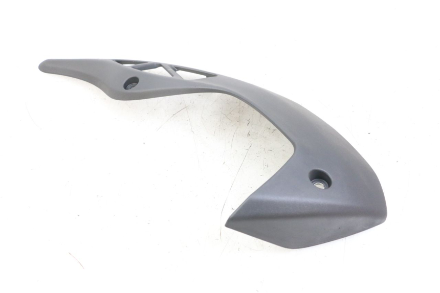 photo de LEWY PROG WZMACNIAJĄCY KAWASAKI VERSYS ABS 650 (2015 - 2018) - Zbliżenie techniczne