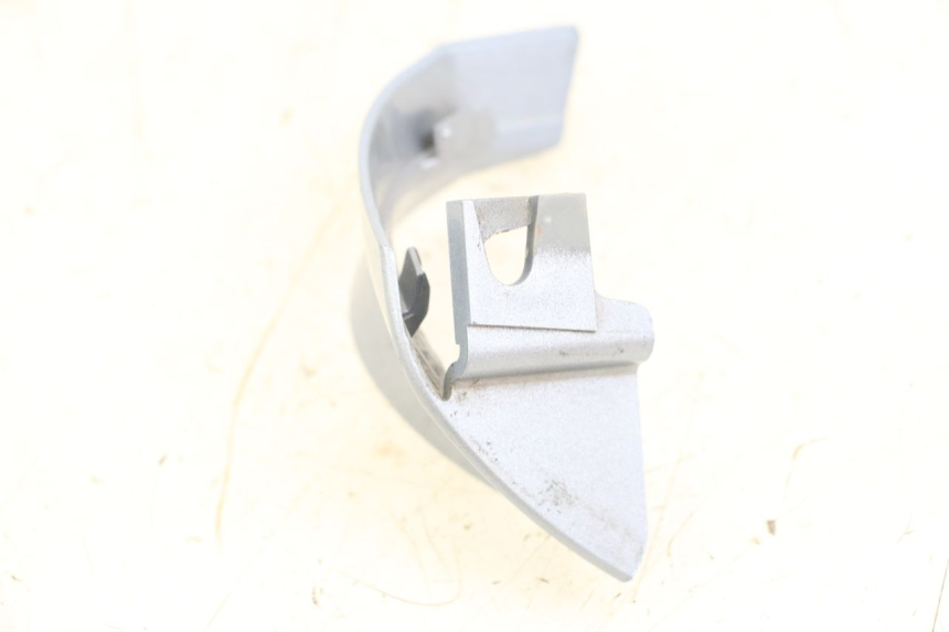 photo de LEWY PROG WLOTU POWIETRZA PIAGGIO VESPA PRIMAVERA 4T 50 (2021 - 2024) - Zoom stanu zużycia