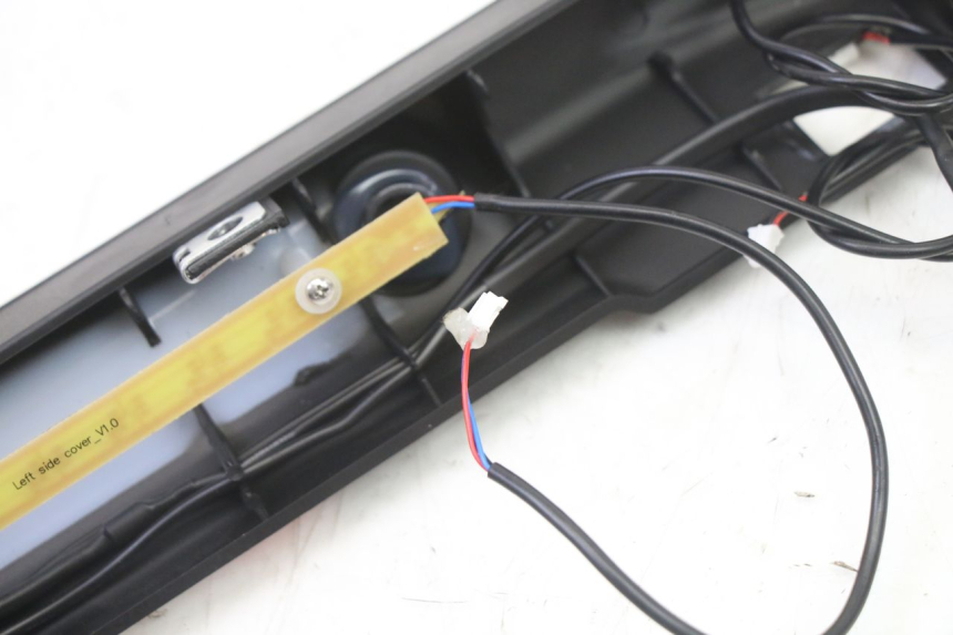 photo de LEWY PROG WLOTU POWIETRZA DUALTRON VICTOR LIMITED 1 - Zbliżenie komponentów