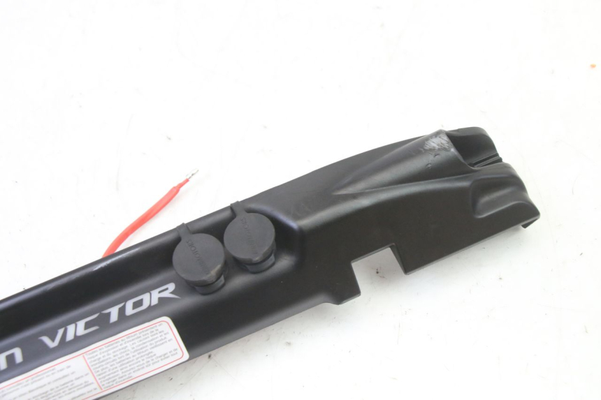 photo de LEWY PROG WLOTU POWIETRZA DUALTRON VICTOR LIMITED 1 - Inny kąt widzenia