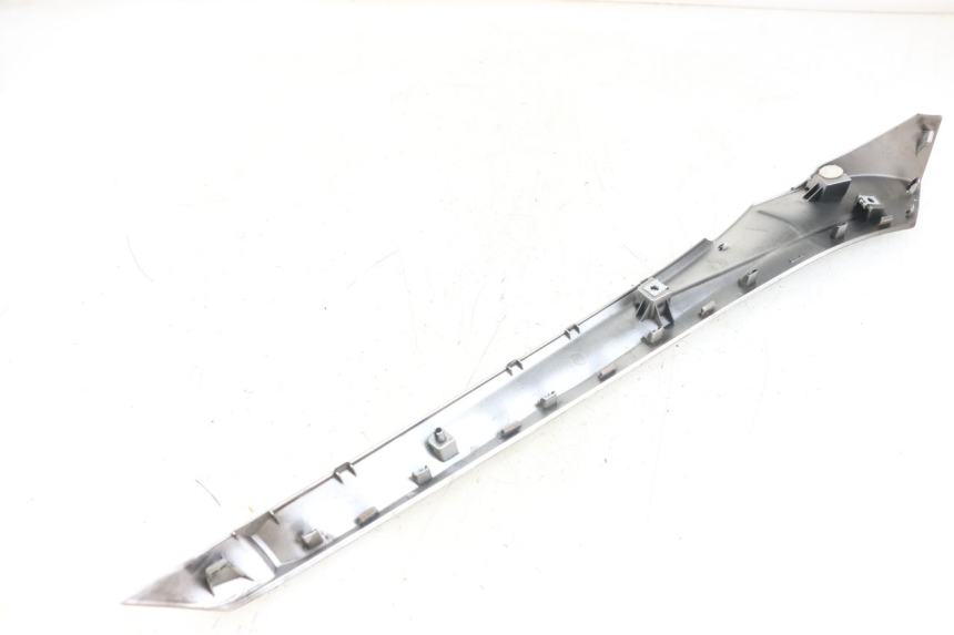 photo de LEWY PROG WZMACNIAJĄCY YAMAHA XMAX X-MAX ABS 125 (2017 - 2020) - Inny kąt widzenia