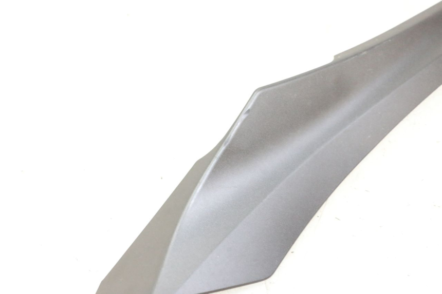 photo de LEWY PROG WLOTU POWIETRZA YAMAHA XMAX X-MAX 125 (2021 - 2025) - Stan powierzchni