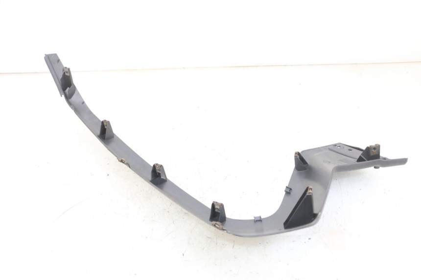 photo de LEWY PROG WLOTU POWIETRZA YAMAHA XMAX X-MAX 125 (2006 - 2009) - Szczegół części