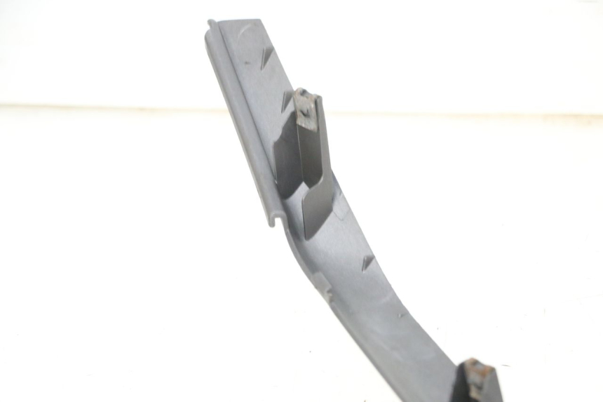 photo de LEWY PROG WLOTU POWIETRZA YAMAHA XMAX X-MAX 125 (2006 - 2009) - Zoom stanu zużycia