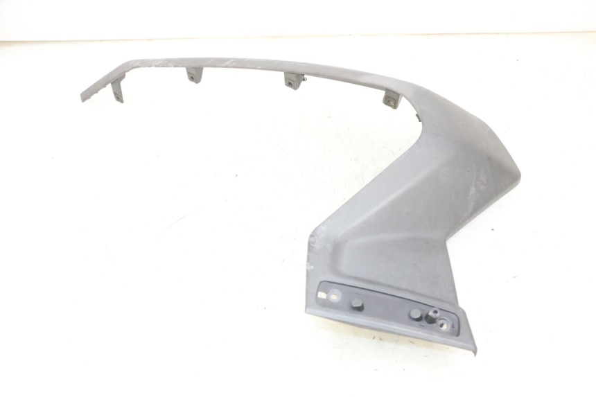 photo de LEWY PROG WLOTU POWIETRZA YAMAHA XMAX X-MAX 125 (2006 - 2009) - Zbliżenie techniczne