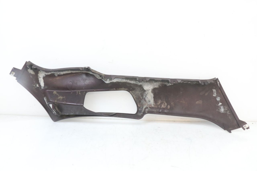 photo de LEWY PROG WLOTU POWIETRZA PIAGGIO X8 125 (2004 - 2007) - Zbliżenie techniczne