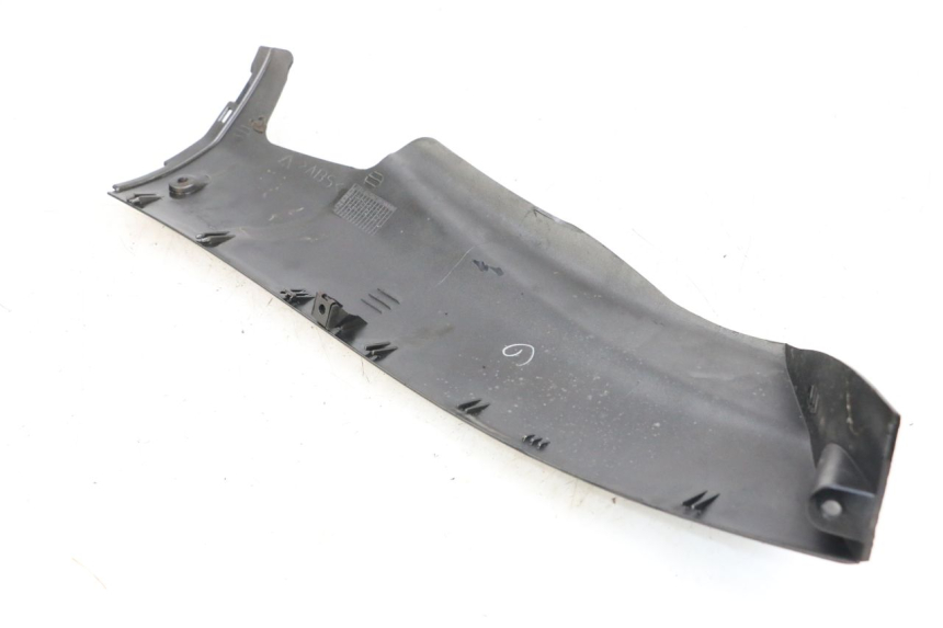 photo de LEWY PROG WLOTU POWIETRZA YAMAHA YP MAJESTY 125 (2002 - 2006) - Zoom stanu zużycia