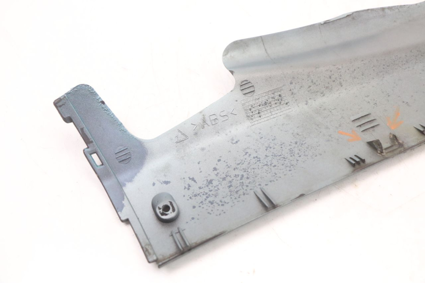 photo de LEWY PROG WLOTU POWIETRZA YAMAHA YP MAJESTY 125 (2002 - 2006) - Stan powierzchni