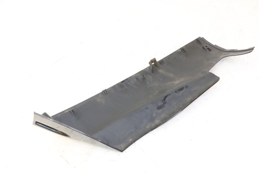 photo de LEWY PROG W SAMOCHODZIE YAMAHA YP MAJESTY 125 (2007 - 2010) - Punkty mocowania