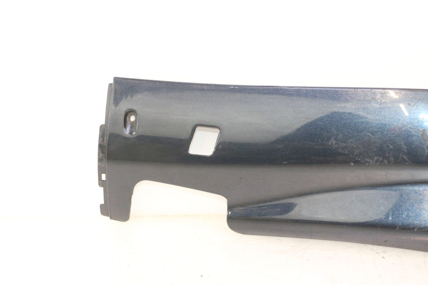 photo de LEWY PROG WZMACNIAJĄCY KAROSERIĘ YAMAHA YP MAJESTY 125 (1998 - 2001) - Szczegół części