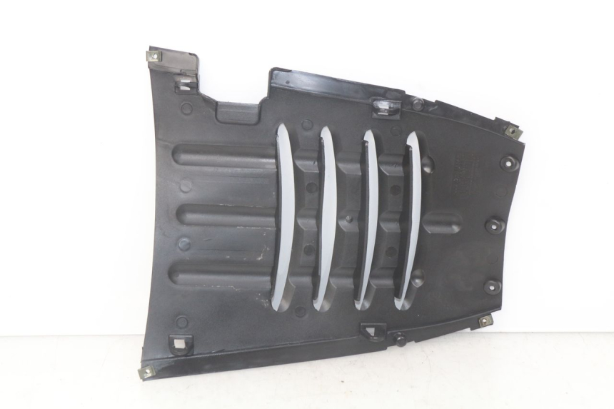 photo de progi boczne NECO GPX 4T 50 (2018 - 2022) - Zoom stanu zużycia