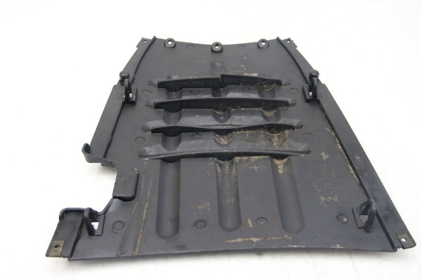 photo de progi boczne NECO GPX 4T 50 (2018 - 2022) - Inny kąt widzenia