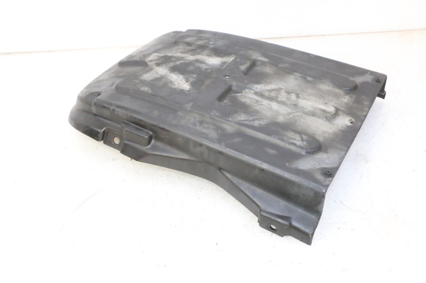 photo de progi boczne KYMCO GRAND DINK 125 (2002 - 2007) - Zbliżenie techniczne