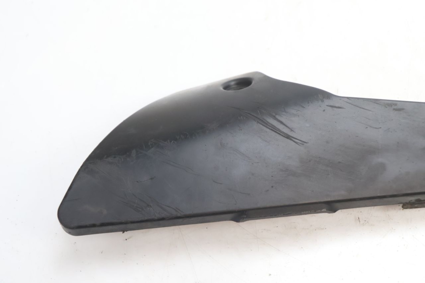photo de PROGIEGUE LATERALNA SUZUKI GSR 600 (2005 - 2012) - Szczegół części