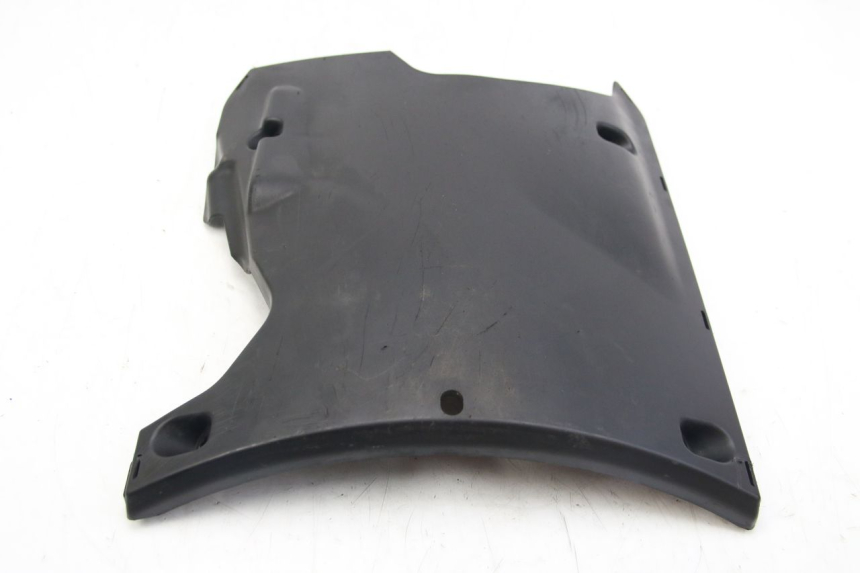 photo de PROGIEBIEŃ NADWOZIA PEUGEOT KISBEE 2T 50 (2018 - 2022) - Inny kąt widzenia