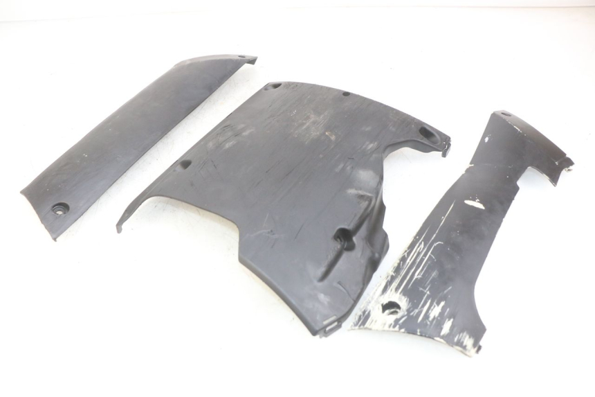 photo de PROGIEŁDŹ NADWOZIA PEUGEOT KISBEE 2T 50 (2010 - 2017) - Widok ogólny