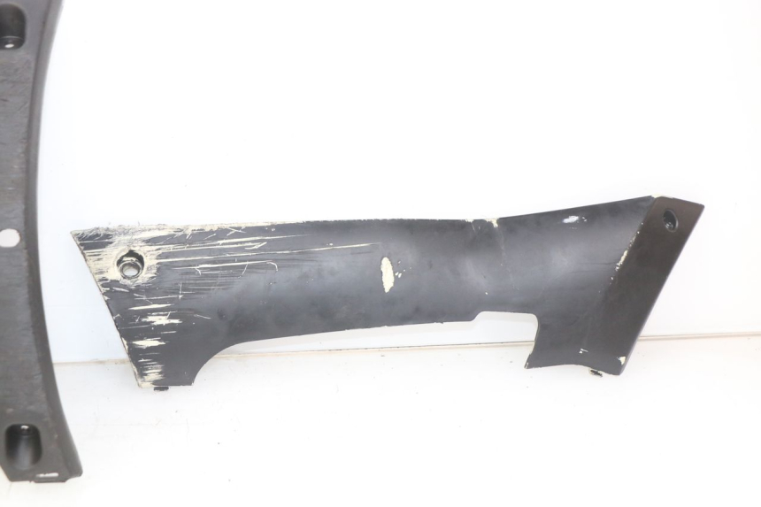 photo de PROGIEŁDŹ NADWOZIA PEUGEOT KISBEE 2T 50 (2010 - 2017) - Punkty mocowania