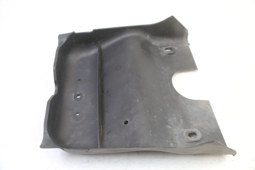 photo de progi boczne PIAGGIO MP3 500 (2014 - 2017) - Zbliżenie techniczne