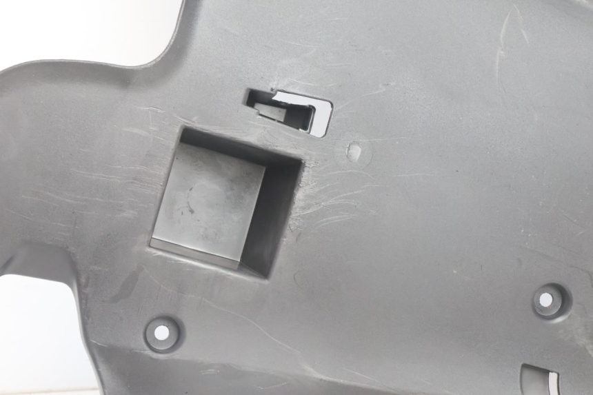 photo de PROGIEGIE LATERALNE YAMAHA N-MAX NMAX 125 (2021 - 2024) - Inny kąt widzenia