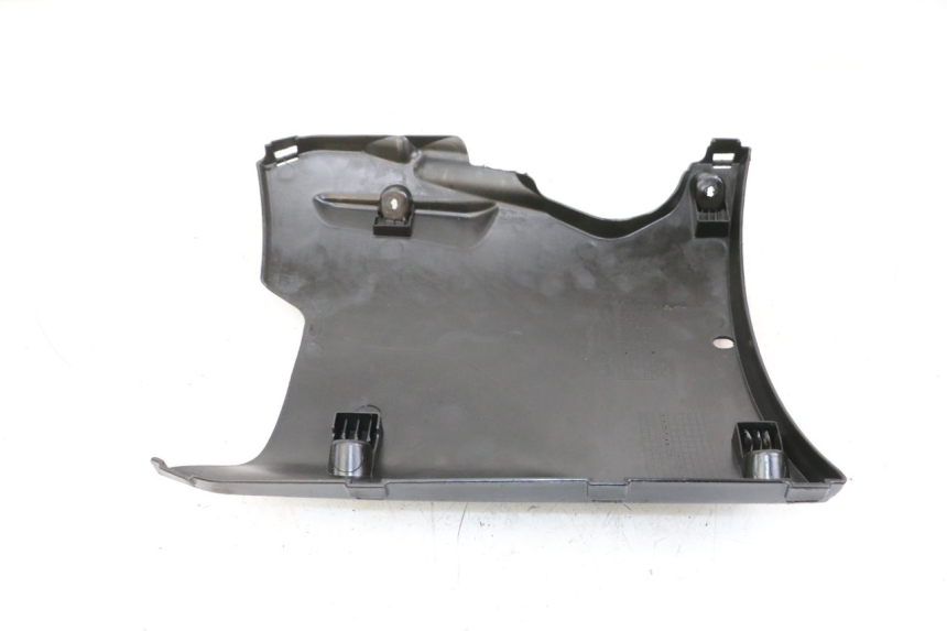 photo de PROGIEBIEŃ NADWOZIA PEUGEOT STREETZONE 4T 50 (2018 - 2023) - Zoom stanu zużycia