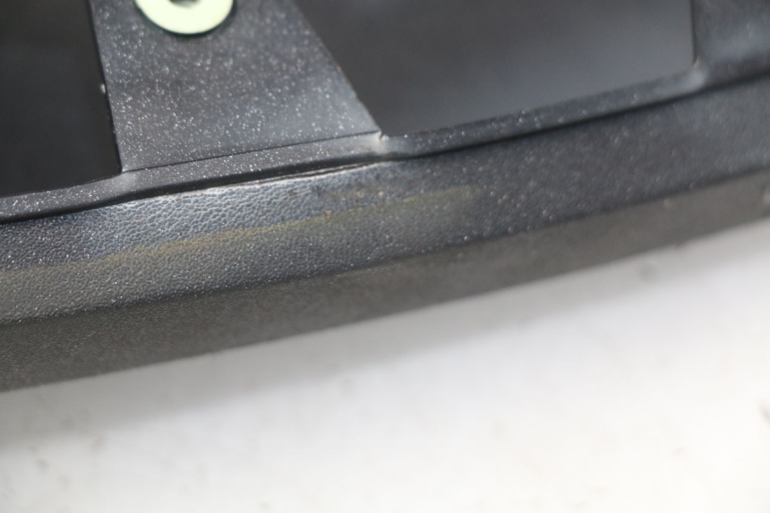 photo de PROGIEBIEŃ NADWOZIA PEUGEOT SATELIS 300 (2012 - 2015) - Szczegół części